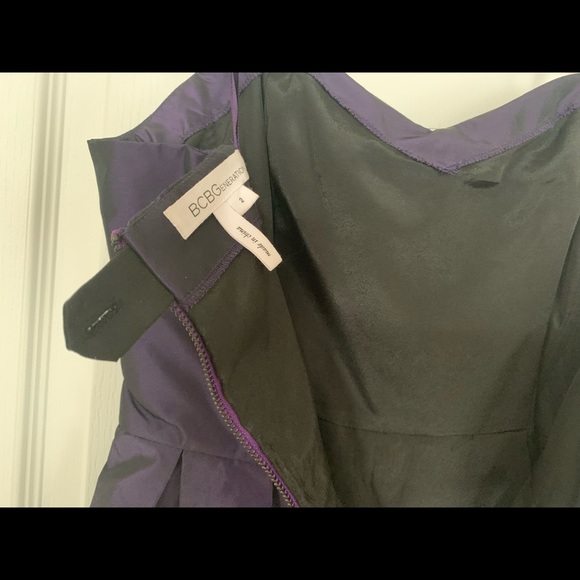 BCBGeneration Purple Strapless cocktail dress,mini Dress back zipper Size 2 - Picture 9 of 9